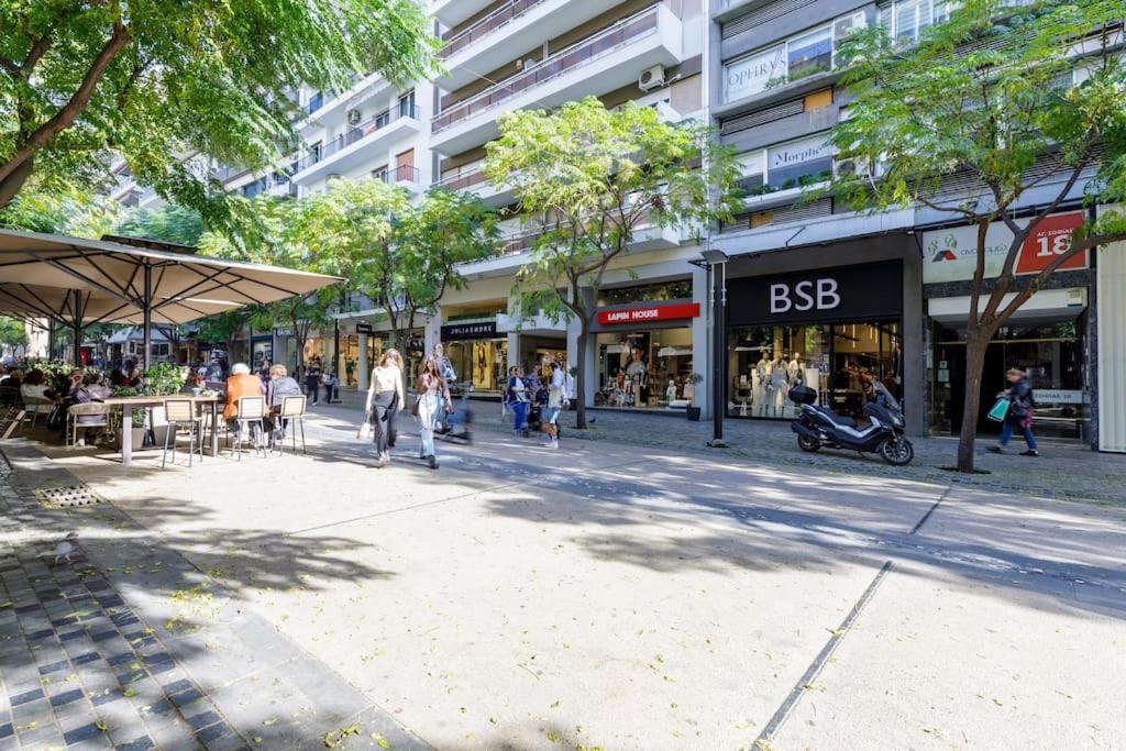 Ag.Sofias Pedestrian Area Luxury Ap. & Big Balcony Appartement Thessaloniki Buitenkant foto