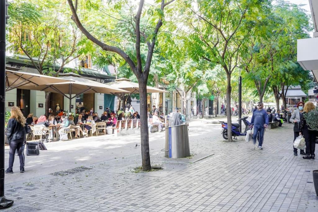 Ag.Sofias Pedestrian Area Luxury Ap. & Big Balcony Appartement Thessaloniki Buitenkant foto