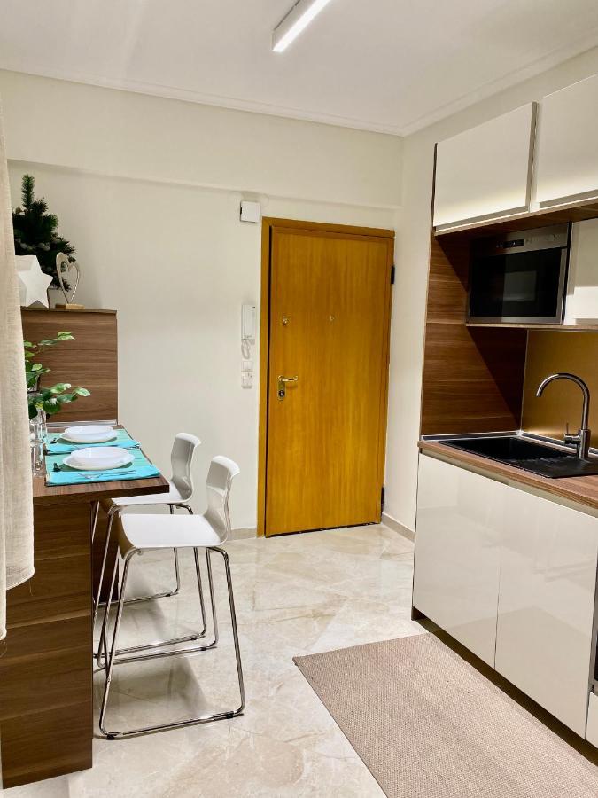 Ag.Sofias Pedestrian Area Luxury Ap. & Big Balcony Appartement Thessaloniki Buitenkant foto