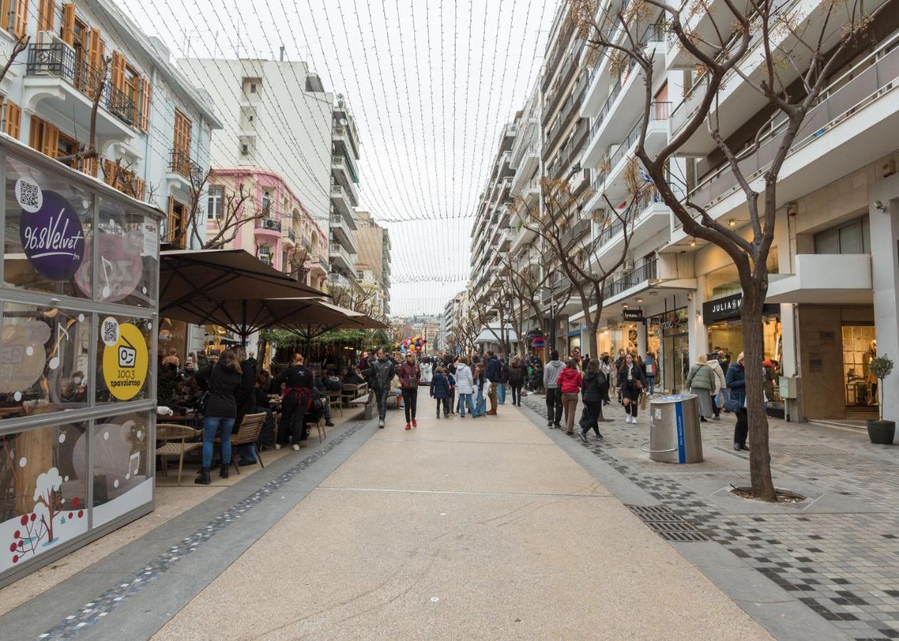 Ag.Sofias Pedestrian Area Luxury Ap. & Big Balcony Appartement Thessaloniki Buitenkant foto